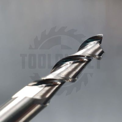 Фреза спиральная Z2 двухзаходная по алюминию, акрилу и композитным плитам ПВХ D=6x22x65 S=6 Rotis