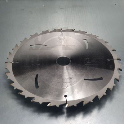 Пильный диск D=250x30x2.8/1.8 Z=24 HW для скоростного продольного пиления с защитой от отдачи PROCUT индустриальный диск