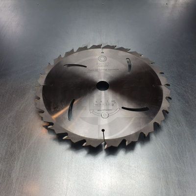 Пильный диск D=300x30x3.2/2.2 Z=24 ATB для скоростного продольного пиления с защитой от отдачи HW PROCUT индустриальный диск