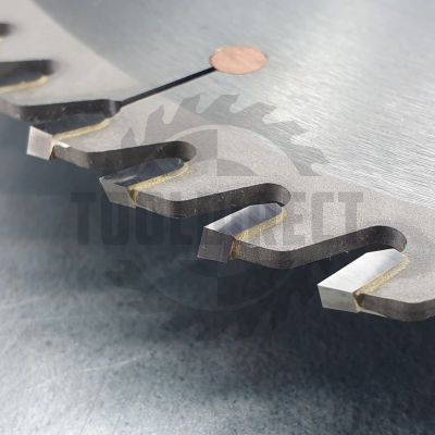 Пила универсальная по древесине, фанере 300x30x3.2/2.2 Z=72 PROCUT